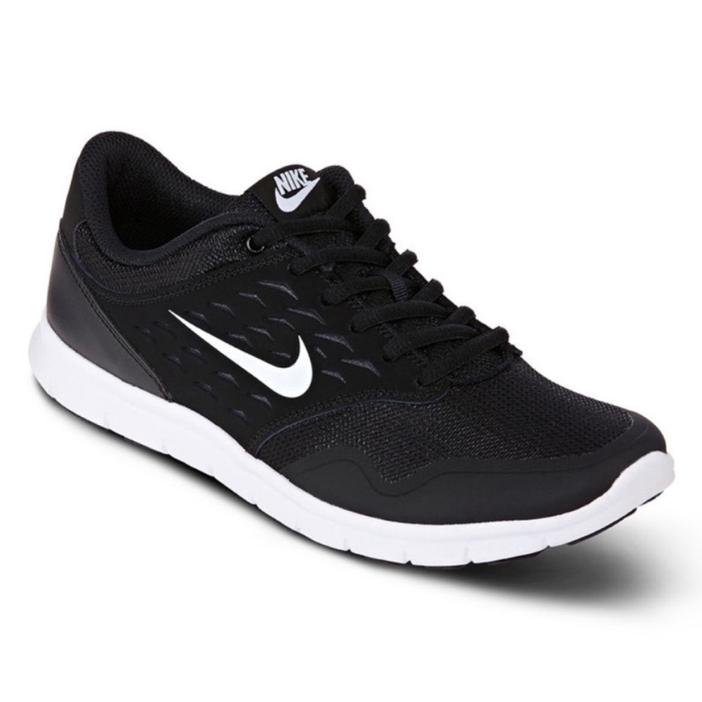 Nike Women's Black and White Sneakers